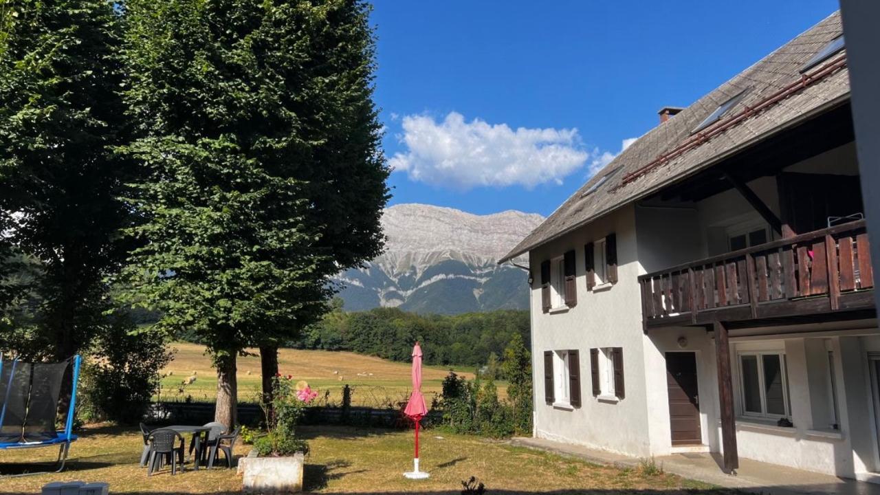 Superbe Appartement Aubessagne Exterior foto