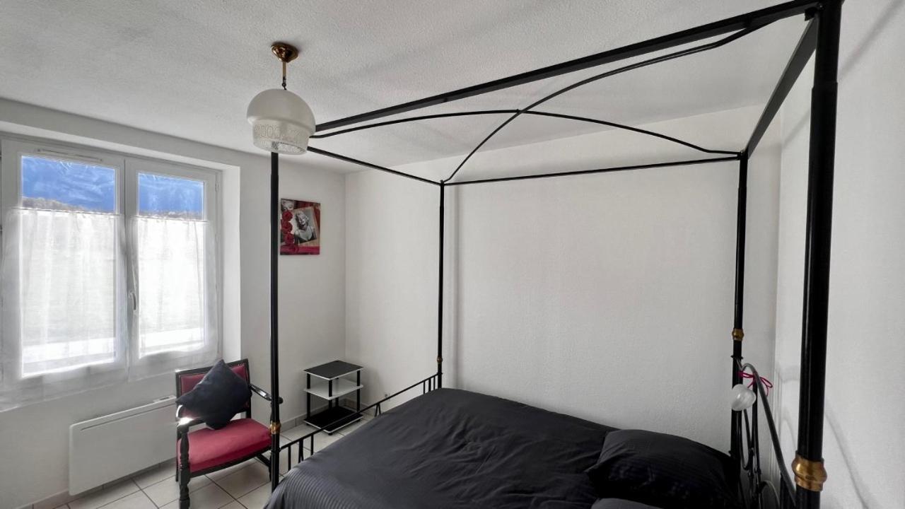 Superbe Appartement Aubessagne Exterior foto