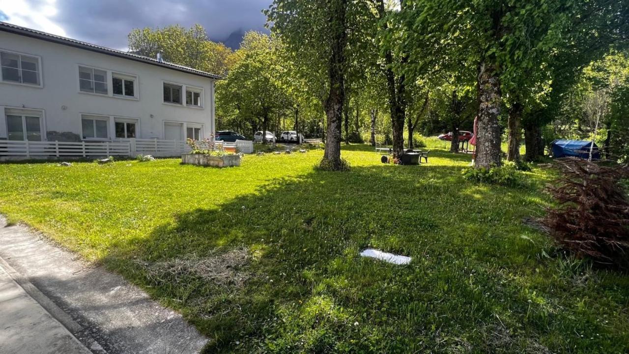 Superbe Appartement Aubessagne Exterior foto